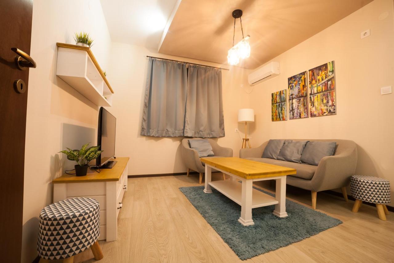 Апартамент Райнови Pleven Exterior photo